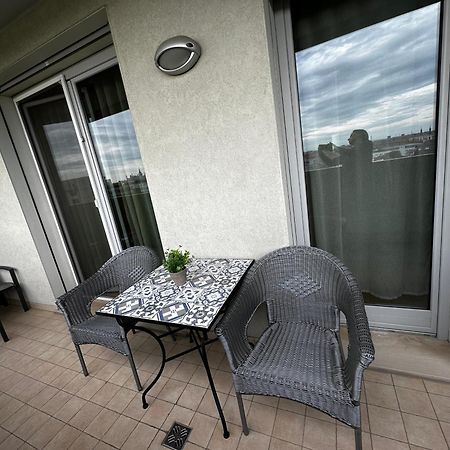 Central Apartment Timisoara Bagian luar foto