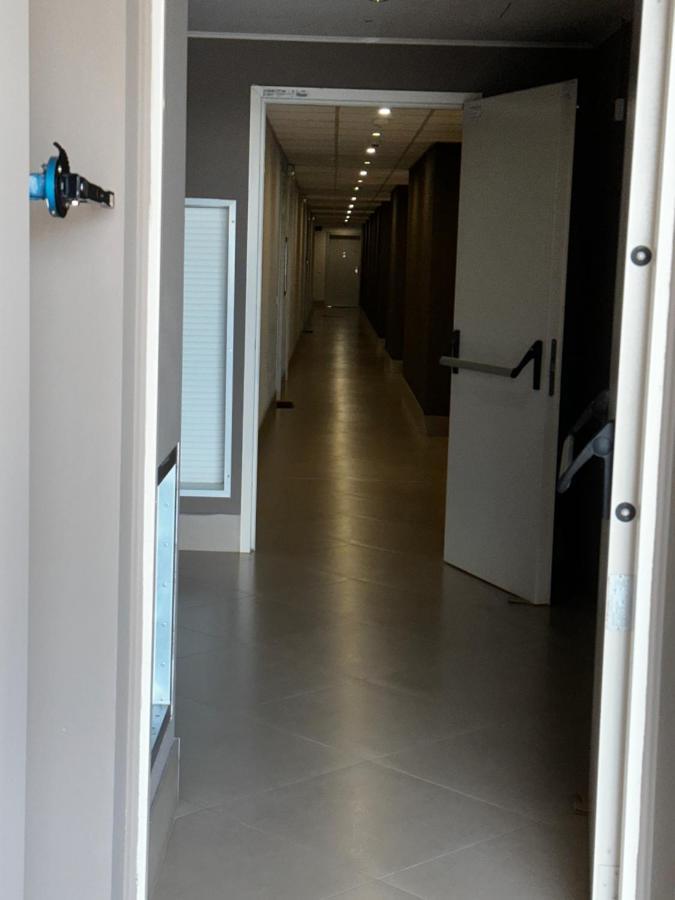 Central Apartment Timisoara Bagian luar foto